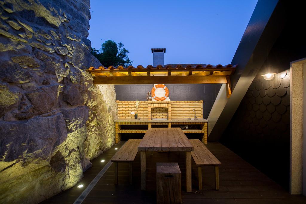 Ribeira Flats Mygod Apartment Porto Exterior photo