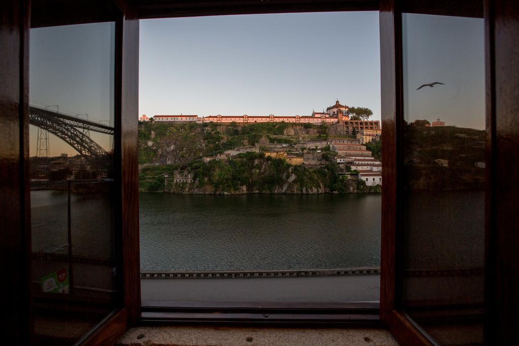 Ribeira Flats Mygod Apartment Porto Exterior photo